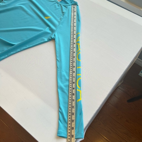 Nautica Long Sleeve UPF 30+ Crewneck Lightweight Rashguard Shirt Womens Size S - Picture 9 of 9